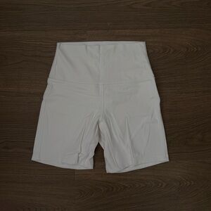 Lululemon Align High Rise Shorts 6” – White – Size 4